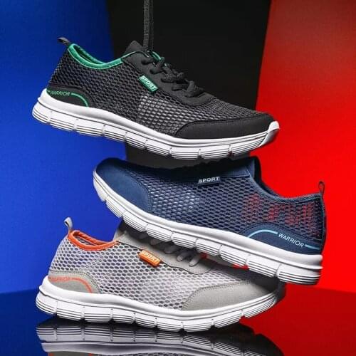 Mens Lightweight Shoes Flat Sneakers Trainers Men Casual Walking Breathable Ultralight Loafers Vulcanize Shoes Size 39-46