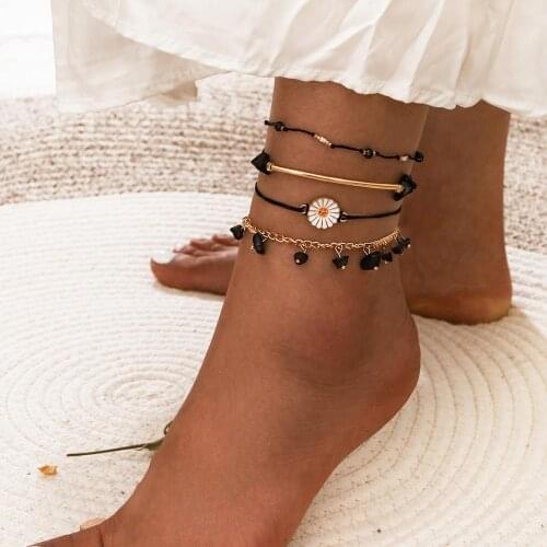 Adjustable Boho Bead Bracelets Set Black Stone Braided String Nepal Hawaii Daisy Bracelet Jewelry Gifts for Women Teen Girls BFF