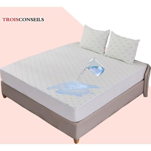 Waterproof Mattress Cover Topper Solid Thicken Quilted Mattress Cover on An Elastic Band King Queen Size Bed Protector Pad