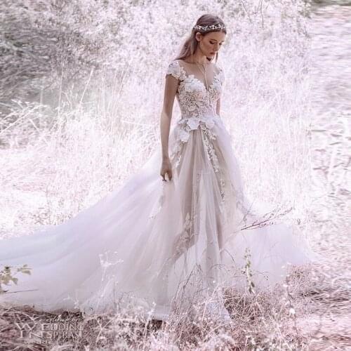 Flowers Appliques Tulle Wedding Dresses Princess A Line Bridal Gowns Long Vestido De Noiva Brautkleider Vintage Robe De Mariee