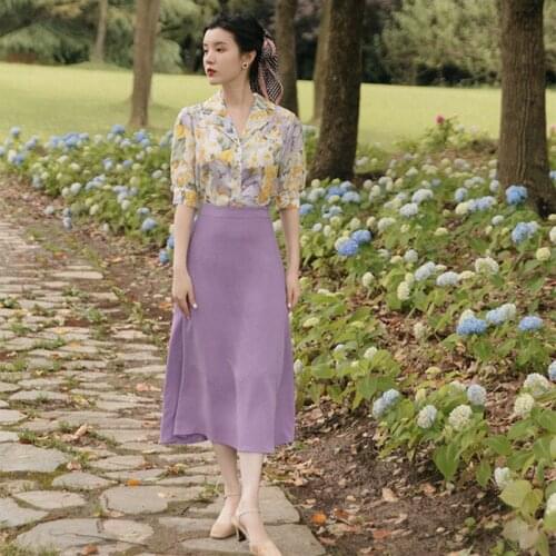 SWEETXUE 2 Piece Sets Womens 2021 Summer V-neck Printed Shirt + High Waist Skirt Female Retro Temperament Outfit Ladies