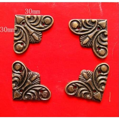 Archaize Angle and Angle wine box wooden box packaging hardware package Zinc alloy Angle of flowers protect horn free shipping