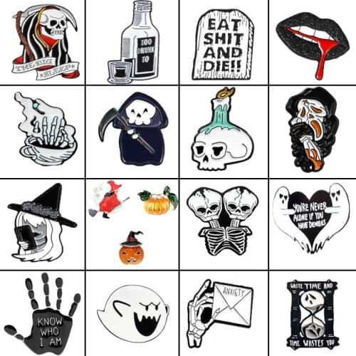 DND Game Enamel Pin Lucky Smile Brooch Denim Jeans shirt bag Black Purple Souvenir D20 Dice Jewelry Gift for Friends Men Women