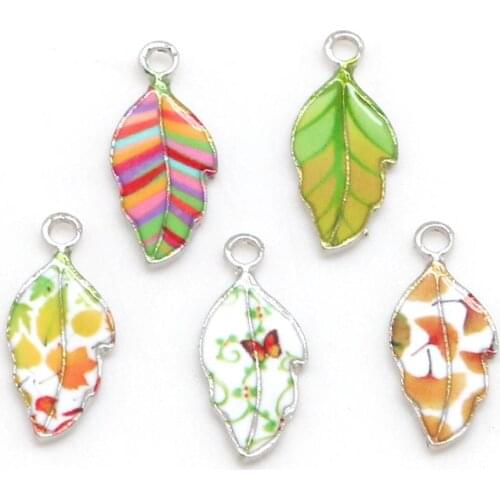 2020 Fashion 10x22mm 2pcs Zinc Alloy Enamel Leaf Charms Pendant For Jewelry Making Finding DIY fashion Necklace Accessories