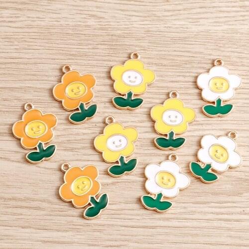 10pcs 19*24mm 3 Color Cartoon Flower Charms Fit Jewelry DIY Cute Enamel Charms Pendants Necklaces Bracelets Accessories Carfting