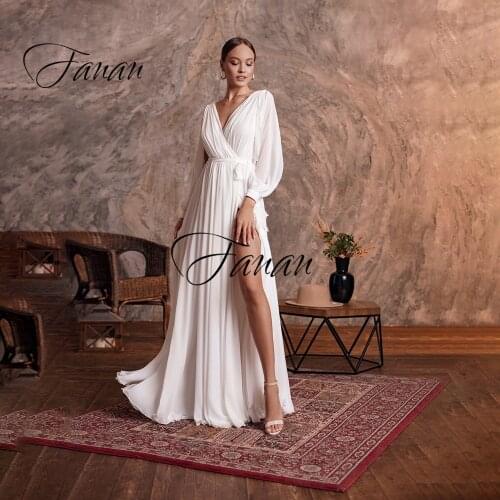 2021 New Boho V-Neck Simple Wedding Dress Long Sleeve Front High Split Beach Chiffon Bridal Gown robe de soirée de mariage