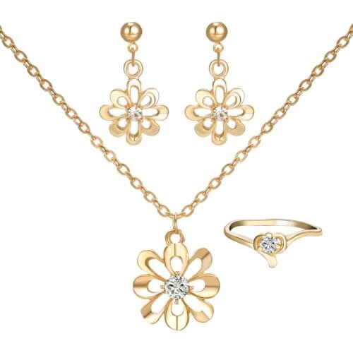 Elegant Women Jewelry Set Gold Color Flower Pendant Necklaces Earrings Rings Set Pretty Bride Wedding Accessories Jewelry Gift
