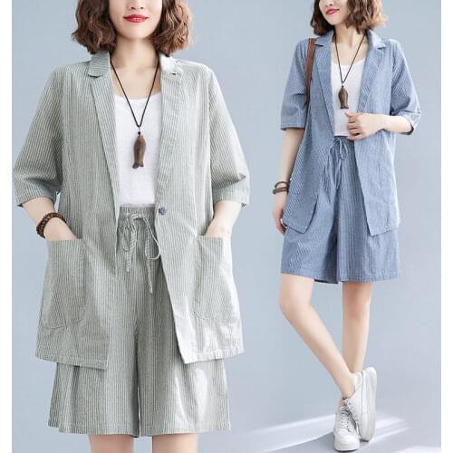 Korean Large Size Casual Suit Womens Summer 2021 New Striped Jacket Thin Wide Leg Shorts Two Piece Set Female Tracksuit zh933