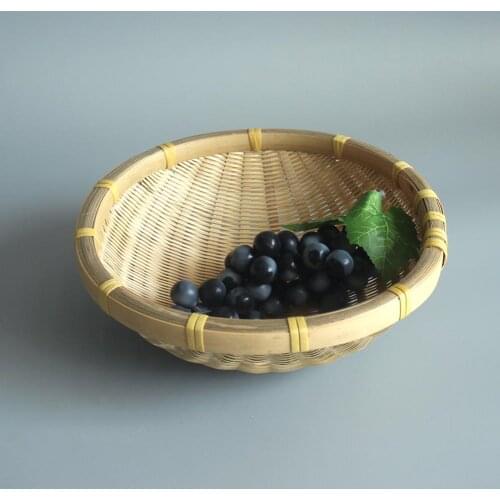Natural Bamboo Basket Hand-woven Round Fruit Basket Kitchen Drain Basket For Serving Fruit Snack Bread Vegetable