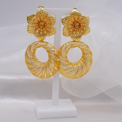 2021 New Fashion Exquisite Flowers Earrings Ladies Luxury Jewelry Wedding Temperament Girl Earrings Wholesale