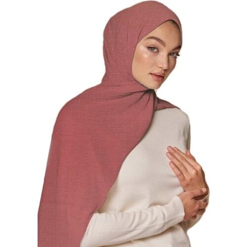 2021 Newest Crinkle Chiffon Dot Hijabs Shawls Scarves Muslim Fashion Headscarf Turbans Large Size Head Wraps 1PC Retail