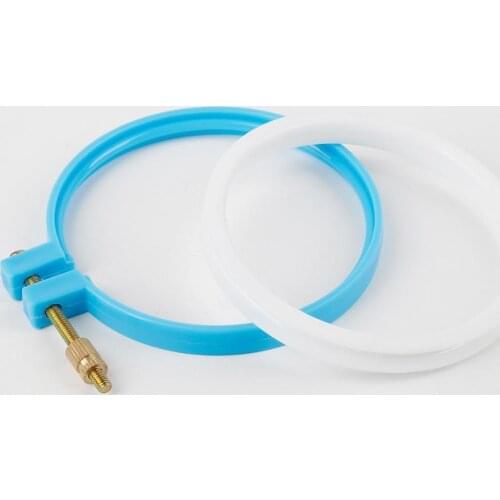 High Quality Random Color Plastic Adjustable Sewing Tool Circle Cross Stitch Embroidery Hoop Ring Photo Frame Home Tools