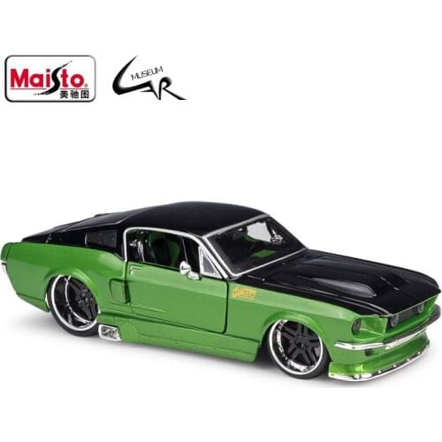 Maisto 1:24 Model Car Simulation Alloy Racing Metal Toy Car Children Toy Gift Collection 1967 Ford Mustang GT