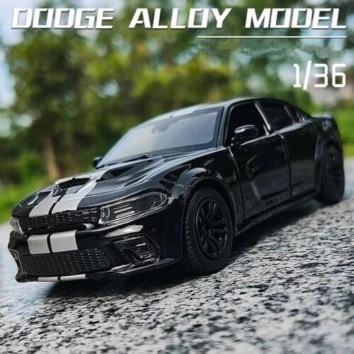 1/36 DODGE Durango Charger Hellcat SRT Alloy Car Model Diecast Metal Simulation Toy Vehicles Car Model Collection Childrens Gift