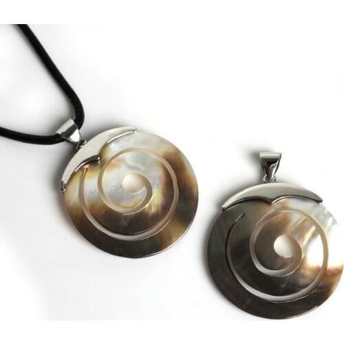 45mm Carved Hollow Natural Shell Mother of Pearl Black White Shell Beads Pendant Jewelry Findings for DIY Charm Necklace Fashion