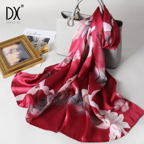 Hijab Women Chiffon Silk Scarves Brand Luxury New Sunscreen Scarf Beach Towel Gradients Wholesale Large Size Face Shield Bandana