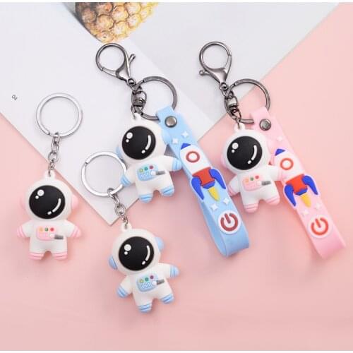Creative Astronaut Keychain Resin Keychain For Friend Gift Cute Astronaut Rocket Bag Pendant Accessory Keychain Car Keychain