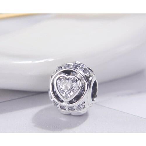 2019 New Winter Elevated Heart Charm 925 Sterling Silver Charms Beads Fit Bracelets Necklaces DIY Women Christmas Gift Jewelry