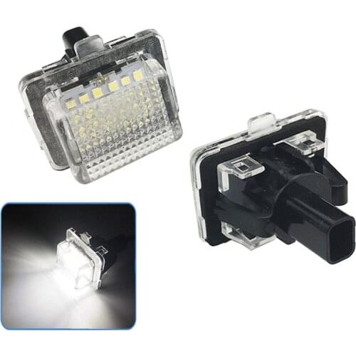 Suitable for Benz Benz license plate light W204 W207 W216 W212 W221 R231