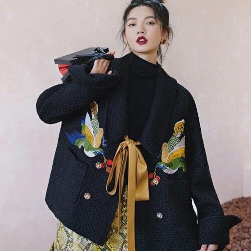 2021 autumn and winter new coat womens fashion embroidery woolen suit collar long-sleeved short woolen coat