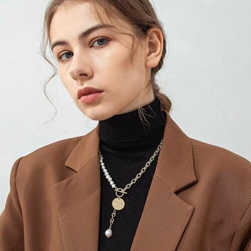 TIMEONLY Delicate Imitation Pearl Coin Letter Pendant Necklaces Splicing Chunky Hollow Chain OT Lock Necklace for Women Jewelry