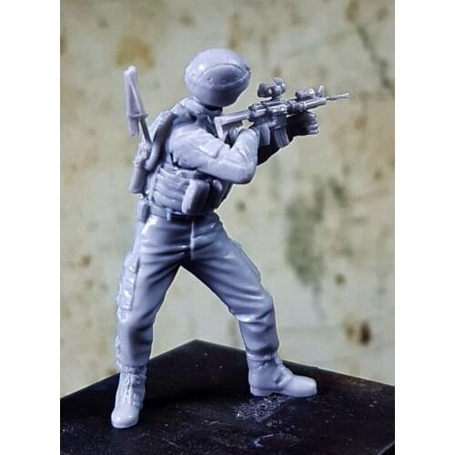 Crazy King1/35 Resin Soldier Model US Army Soldiers gk Hand White Mode Military Scene 238