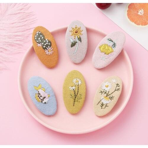 New Cute Leaf-shaped Colour BB Clips Hairpins Girls Hair Accessories Children Headwear Baby Hair Clips Headdress