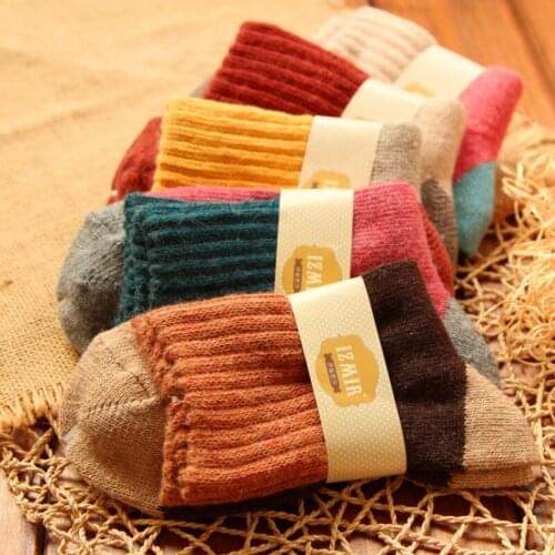 1Pair/lot New Winter Style Candy Patchwork Warm Wool National Wind Women Girls Ladies Socks Fashion Red Grey Calcetines Mujer