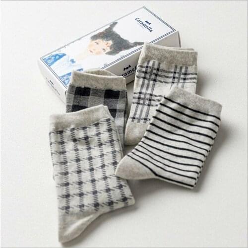 Womens Cotton Socks Jacquard Daily Ladies Girls Spring Autumn Fashion Socks Gift Box Packing Tube Sox High Quality Grid Stripe
