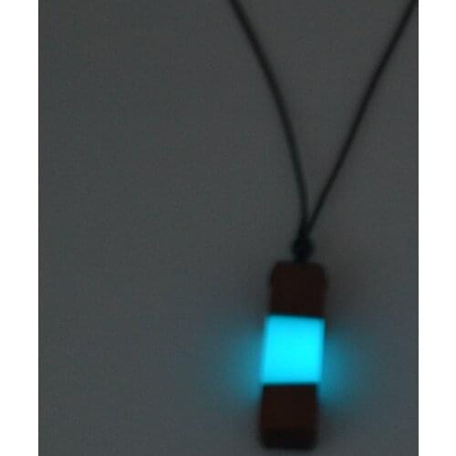 Characteristic necklace pendant, real wood resin matching, luminous at night, mens and womens jewelry wholesale