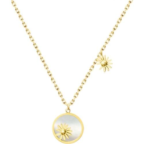 2021 New Fashion 18K Gold Plated Stainless Steel Mother Shell Cute Small Daisy Flower Necklace For Women Girls Whoesale