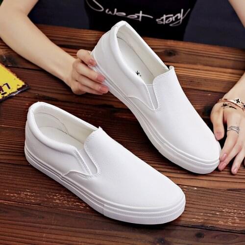 White Casual Men Shoes Spring Autumn Men Loafers Slip-on Breathable Low Top Male Footwear Summer Fashion Solid Color Mens Flats