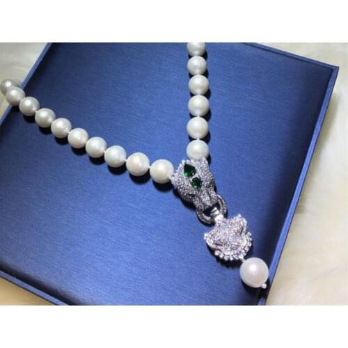 Natural Baroque Bossy Leopard Head Pendant Jewelry Pearl Necklace for Girlfriend
