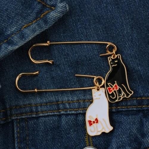 Cute Butterfly Bow Lovely White Black Cats with Long Pin Brooch Pins Badge Pin Denim Jacket Clothing Jewelry Gift for Girls Kids