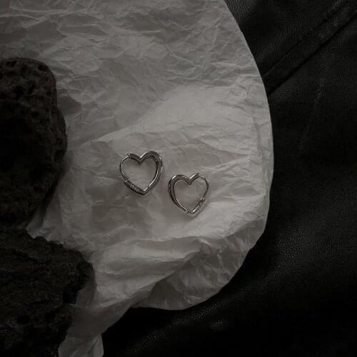 Hypoallergenic Mini Hearts Hoop Earrings Charm Minimalism Silvery Jewelry For Women Romantic Wedding Ear Clip Girl Birthday Gift