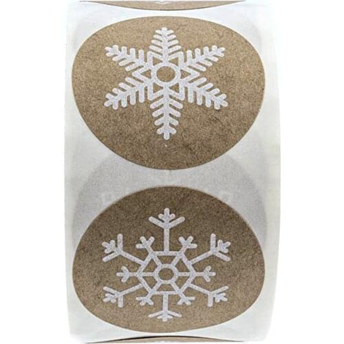 500pcs/roll Christmas Label Sticker Adhesive Kraft Paper Tags Snowflake Pattern Seal 2.5cm New Year Decor Festival Party Gift