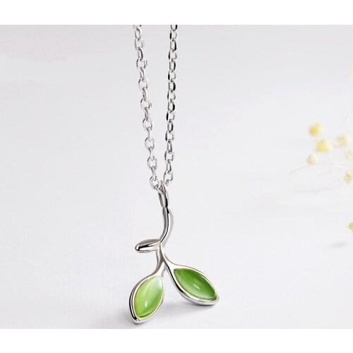 925 Sterling Silver Opal Green Leaf Charm Necklace For Women Pendant Elegant Wedding Jewelry eh265