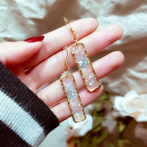 2021 new design hot sell fashion jewelry elegant rectangular acrylic shell flower inlaid earrings for Girls gift for woman