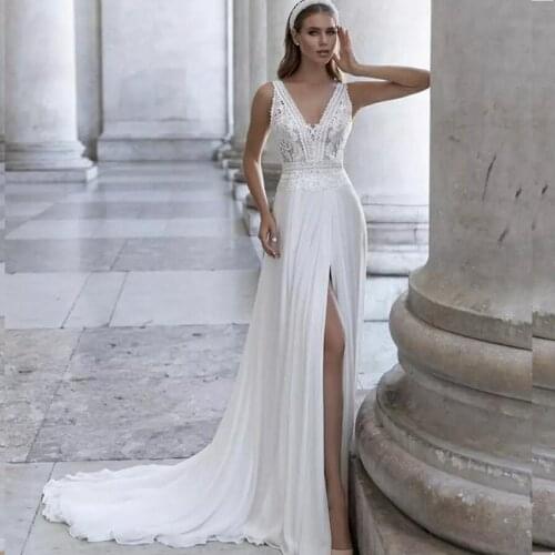 Charming Side Slit Wedding Dress 2021 A-Line V-Neck Lace Appliques Backless Button Sweep Train Bride Gown Vestidos De Noiva