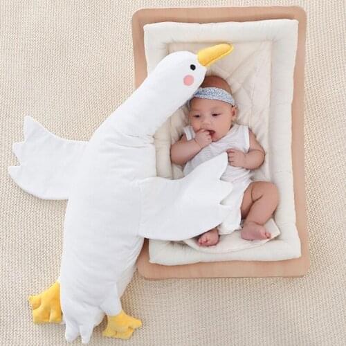 3D White Goose Soothing Plush Pillow Relieve Intestinal Colic Cute Plush Toy Sleep Anti-Rollover Baby Pillow