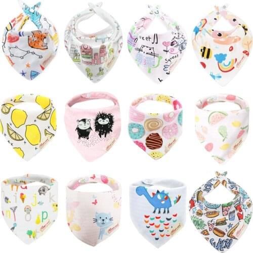 Triangle towel baby bib bib double cotton double-sided pattern childrens triangle scarf, a variety of patterns available