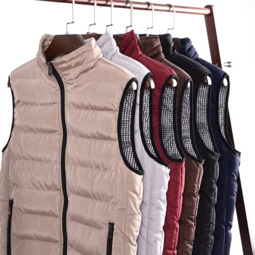 Brand Vest Men Casual Sleeveless Jacket Winter Fashion Solid Stylish Mens Cotton Warm Windbreaker Outwear High Quality Vests C40