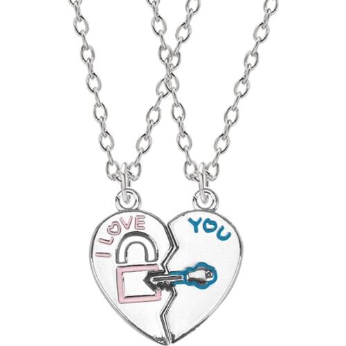 2 Pieces / Set Of Fashion Men And Women Necklace Stitching Letters Love You Heart-shaped Couple Alloy Round Pendant Jewelry Gift