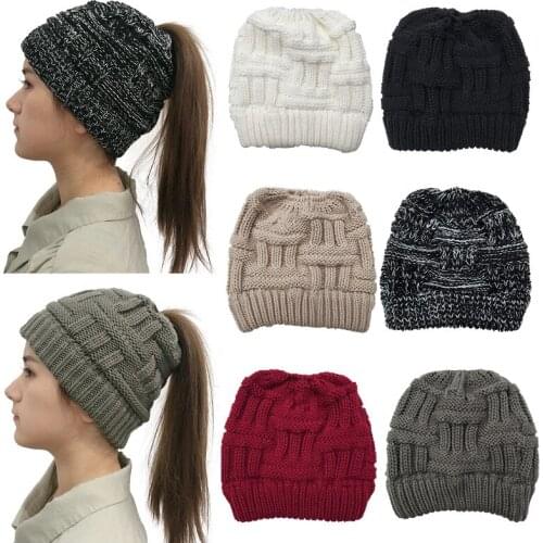 2021 Pure Color Womens Warm Knitted Hat Winter and Autumn Fashion Soft Hair Accessories Hedging Woolen Hat Female Braid Hat