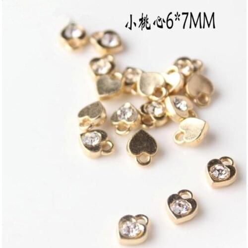 Wholesale 200PCS Crystal Rhinestone Decorated Gold Tone Alloy 6*7MM Little Heart Charms for Keyring Phone Chain Bracelet DIY