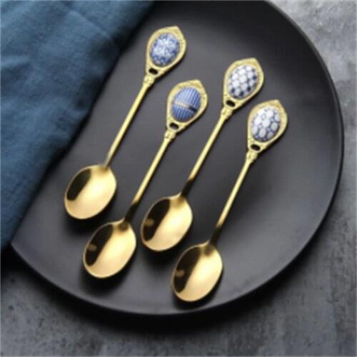 4Pcs/Set Of Golden Dessert Spoon Stainless steel Lce Cream Pastry Spoon Delicate Coffee Agitator Household Tableware Decoration
