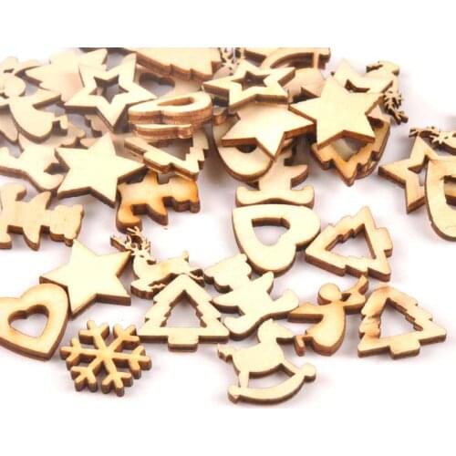 50Pcs 15-20mm Unfinished Wooden Christmas Buttons Snowflake Pattern For Handmade DIY Crafts Wood Slices Scrapbooking Decor m1551