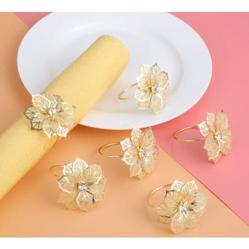 6Pcs Alloy Napkin Rings Hotel Party Dinner Table Serviette Buckle Holder Gold Hollow Flower Exquisite Wedding Banquet Decoration