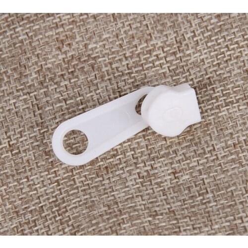 YITIANMEI New style Bag Accessories Plastic Zipper for Cosmetic Bags Accessories High quality Zipper P18040