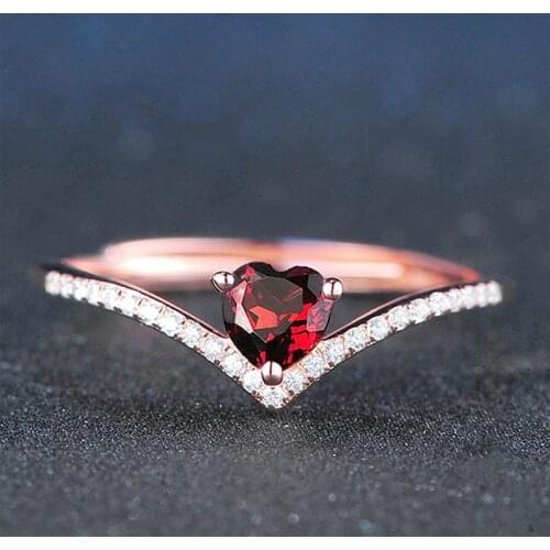 Simple Wave Rings Rose Golden Color Micro Pave Red CZ Stone Heart V Shape Knuckle Ring Fashion Jewelry for Women Wedding Jewelry